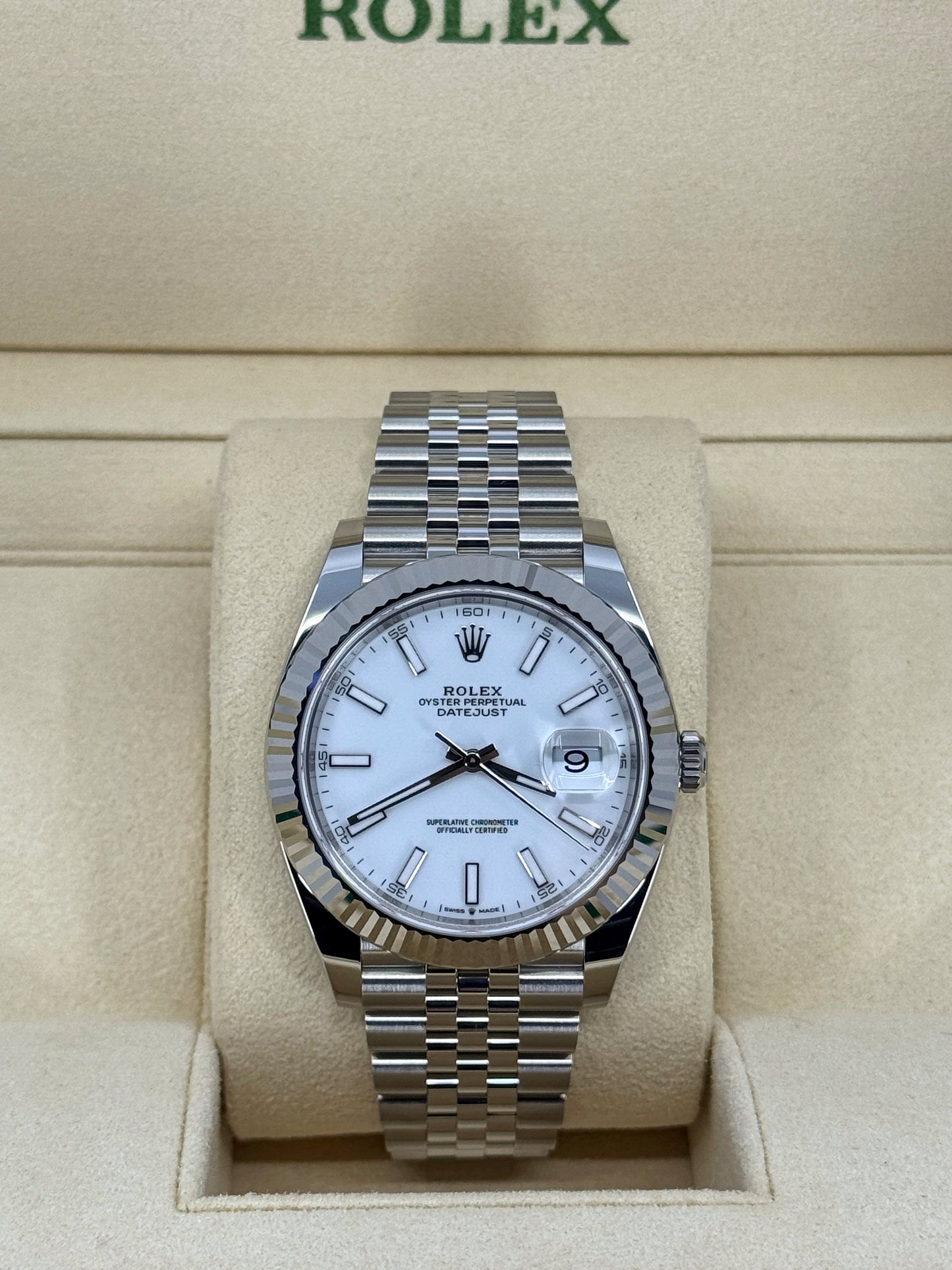 Pre-owned Rolex Datejust 41mm, Stainless Steel, White, Jubilee, Ref# 126334-0010, dated 2024