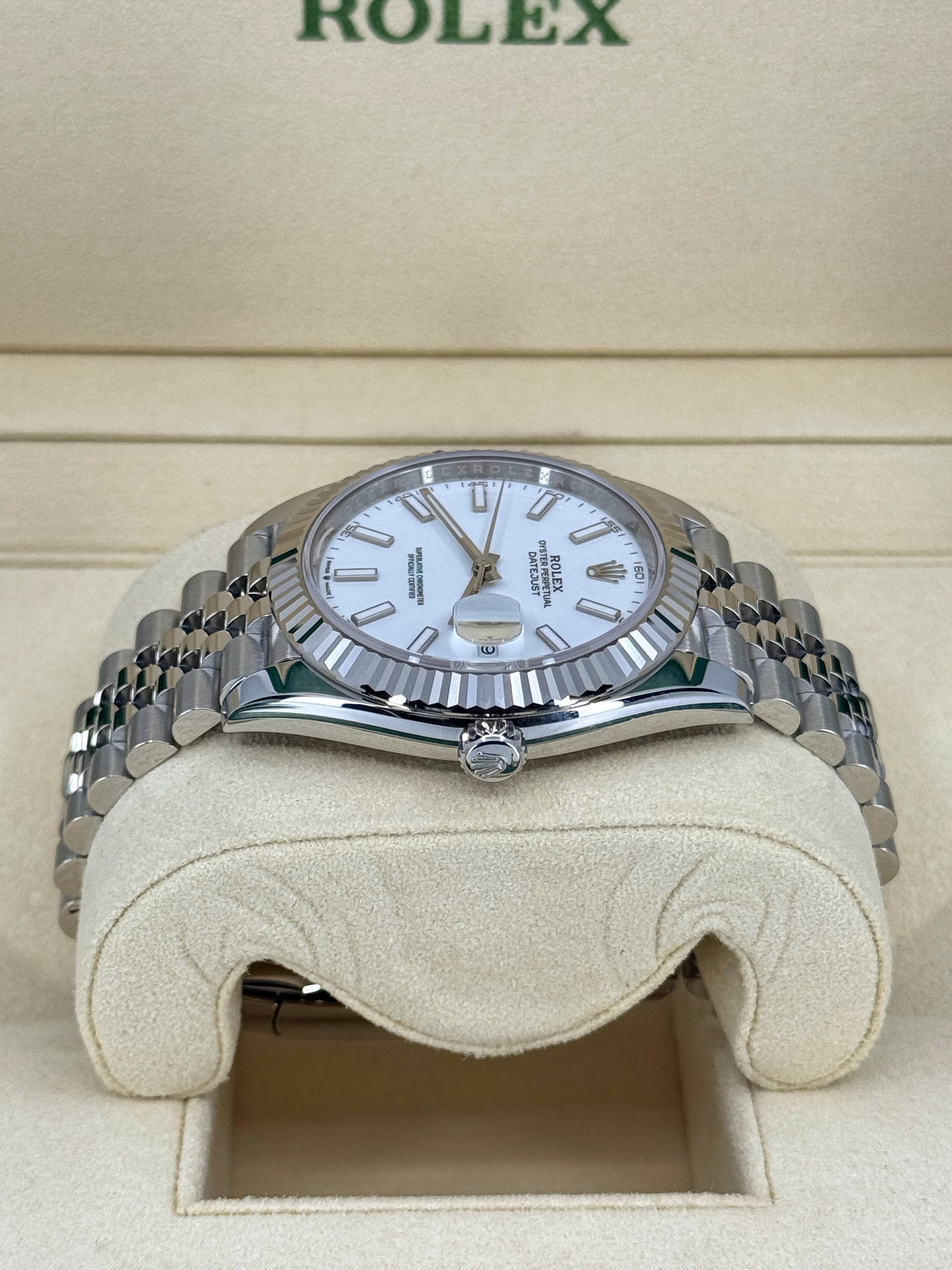 Pre-owned Rolex Datejust 41mm, Stainless Steel, White, Jubilee, Ref# 126334-0010, dated 2024