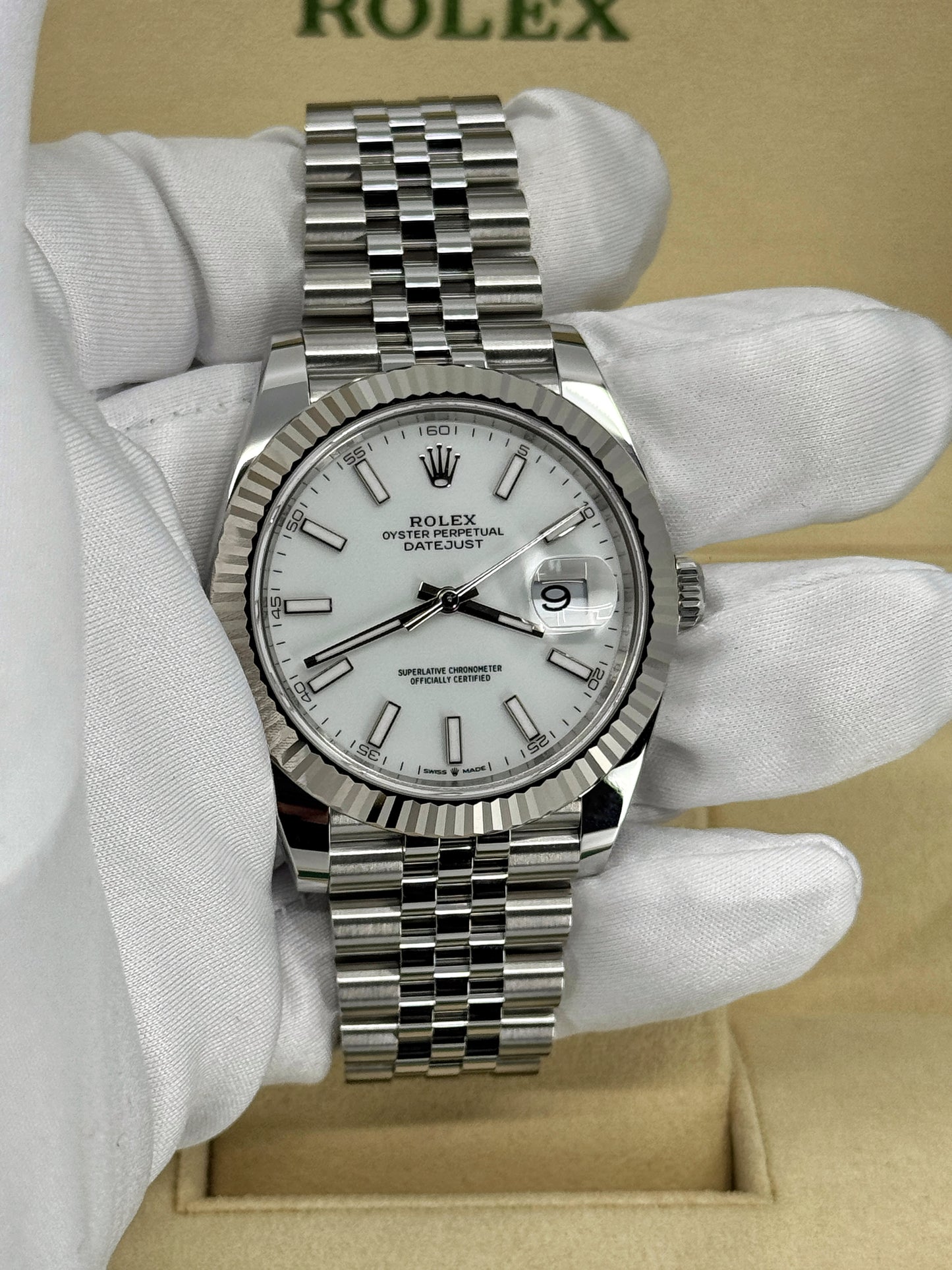 Pre-owned Rolex Datejust 41mm, Stainless Steel, White, Jubilee, Ref# 126334-0010, dated 2024