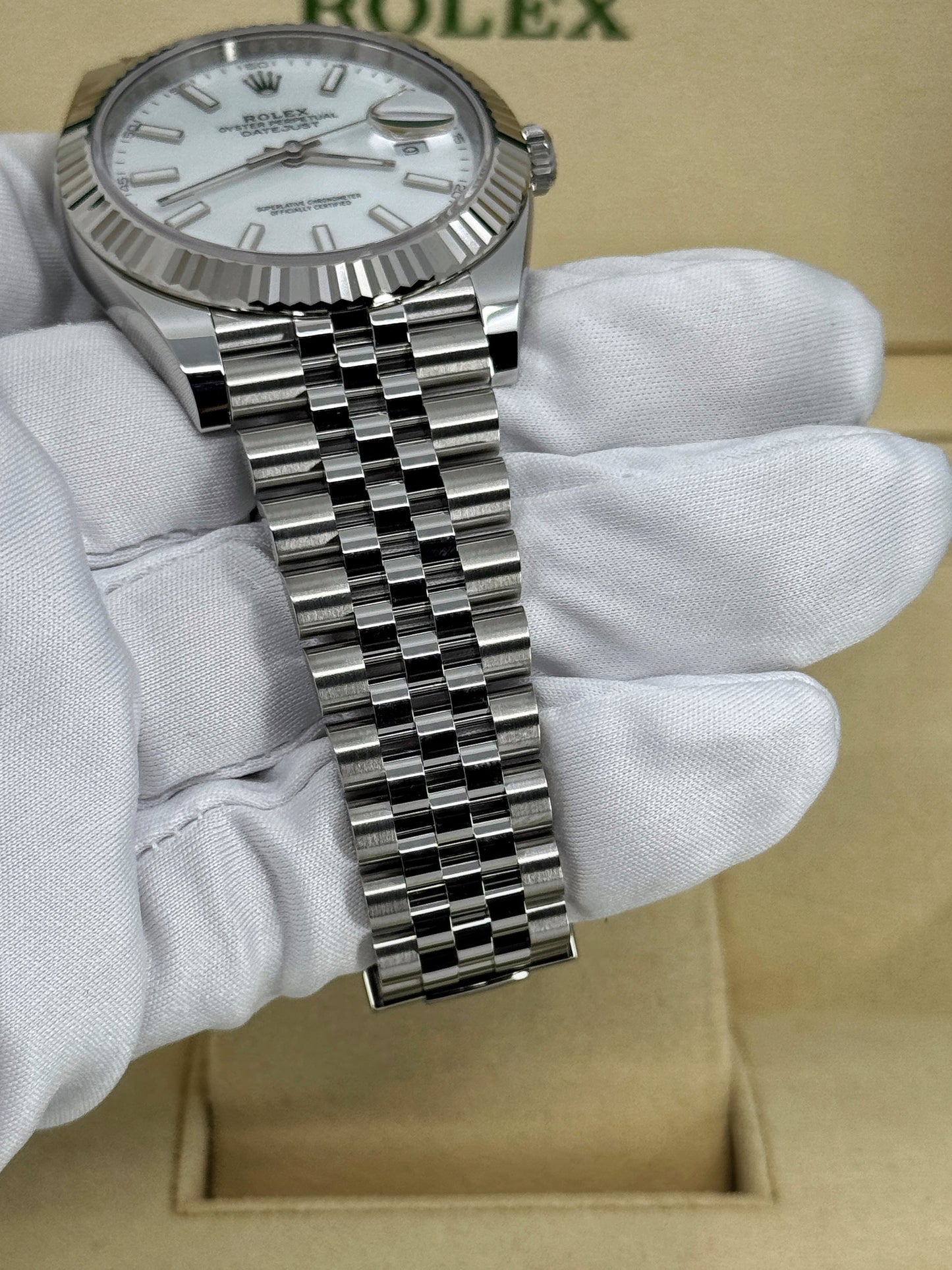 Pre-owned Rolex Datejust 41mm, Stainless Steel, White, Jubilee, Ref# 126334-0010, dated 2024