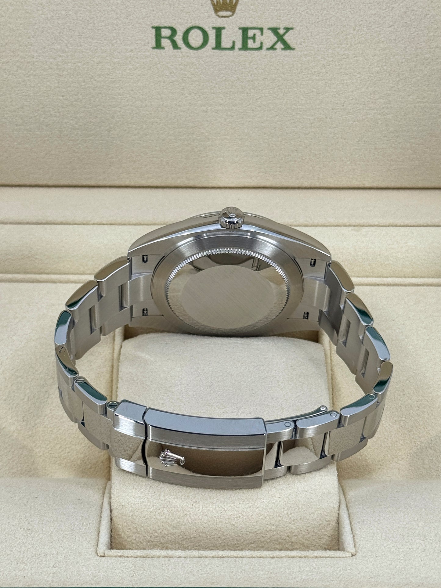 Pre-owned Rolex Datejust 41mm, Stainless Steel, Wimbledon, Slate, Oyster, Ref# 126300-0013, dated 2024
