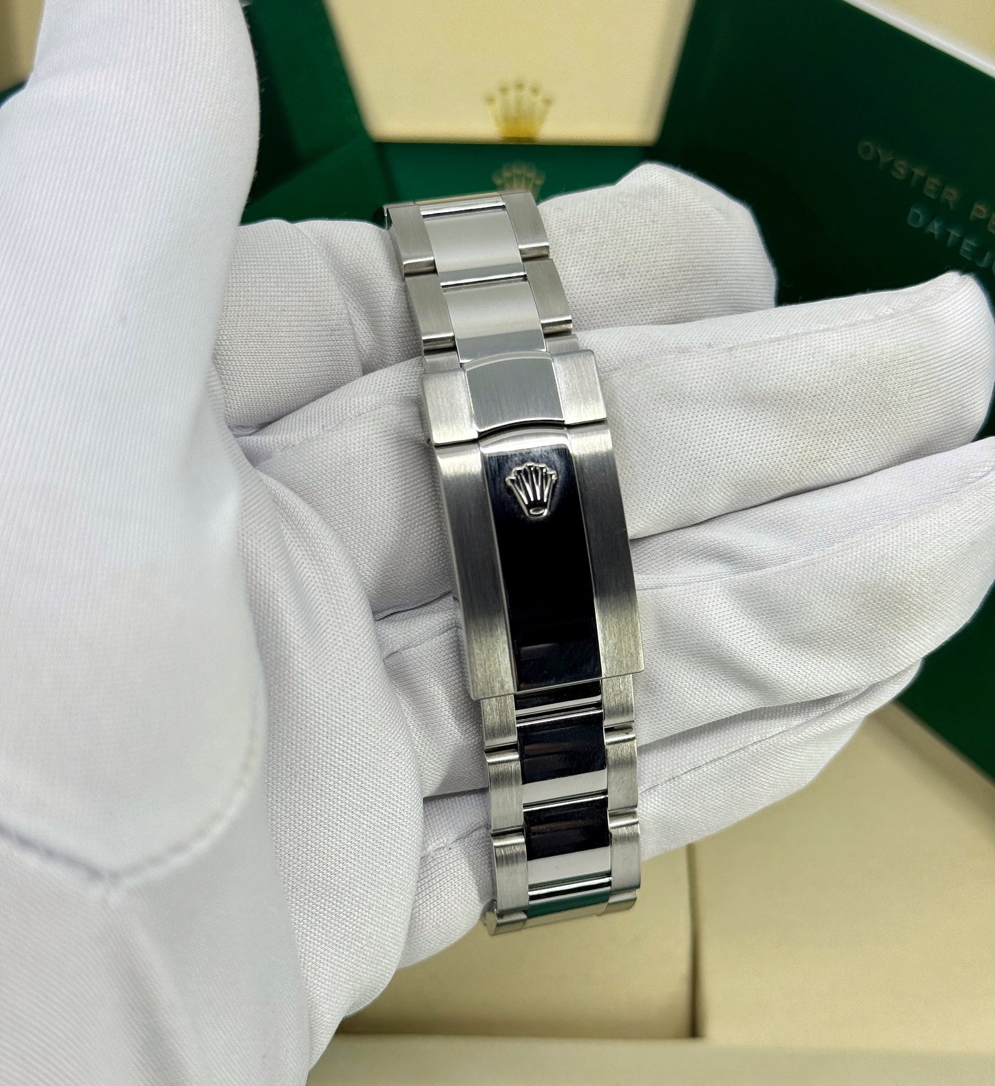 Rolex Datejust 36mm, Stainless Steel, Silver, Oyster, Ref# 126200-0002, dated 2025