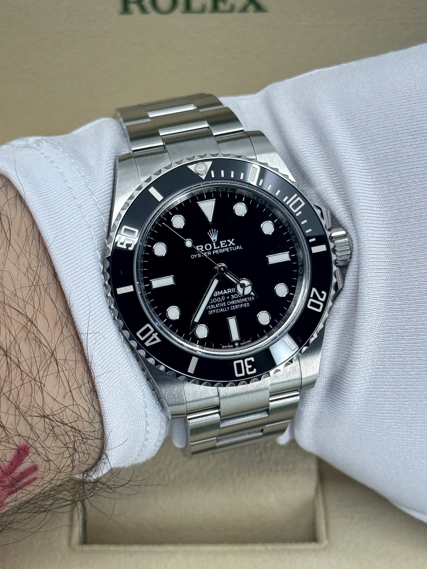Pre-owned Rolex Submariner 41mm, No Date, Stainless Steel, Black, Ref# 124060, dated 2024
