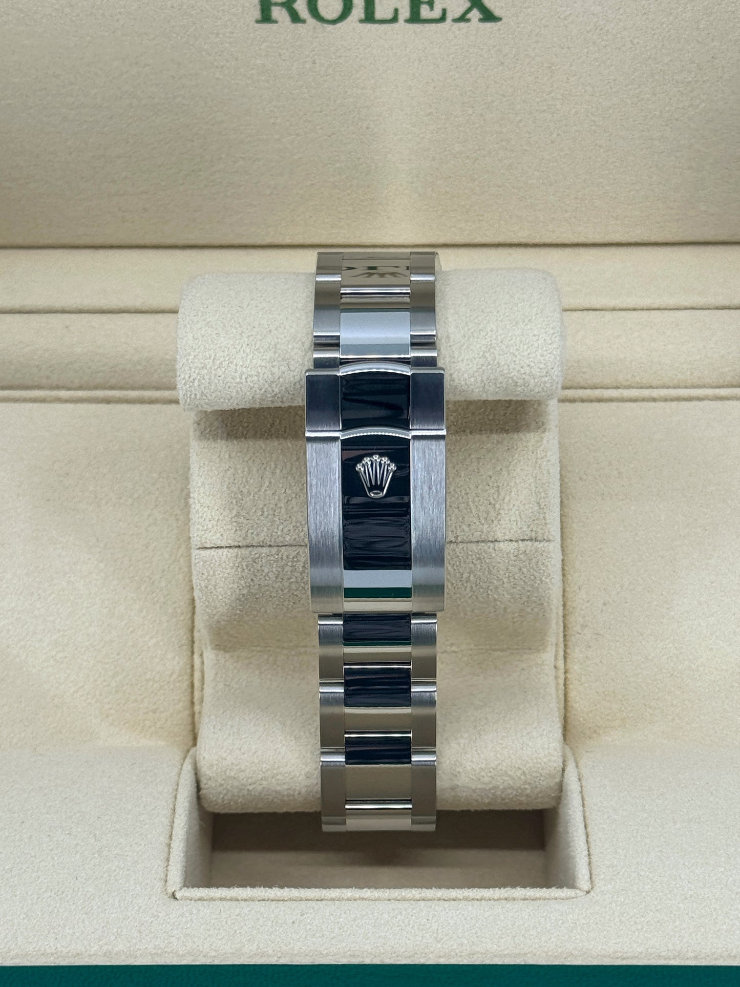 Pre-owned Rolex Datejust 41mm, Stainless Steel, Blue, Oyster, Ref# 126334-0001, dated 2024