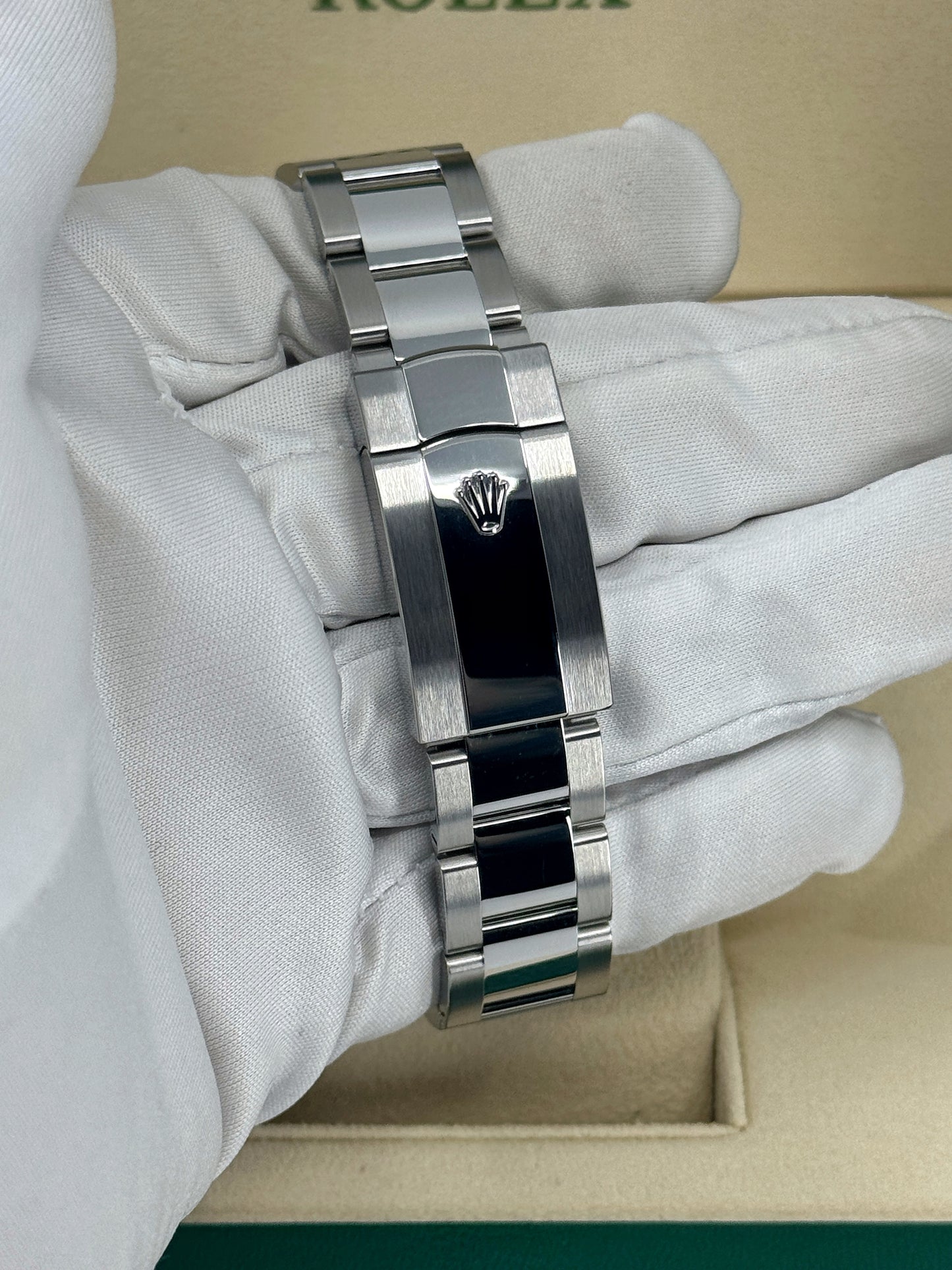 Pre-owned Rolex Datejust 41mm, Stainless Steel, Blue, Oyster, Ref# 126334-0001, dated 2024