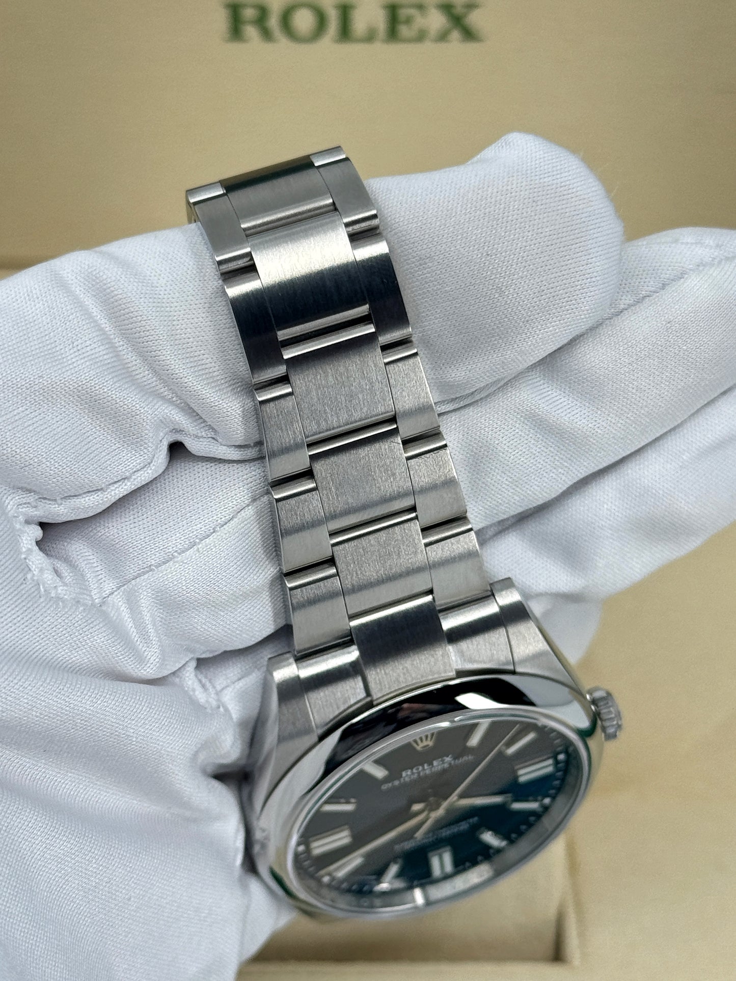 Pre-owned Rolex Oyster Perpetual 41mm, Stainless Steel, Blue, Ref# 124300-0003, dated 2024