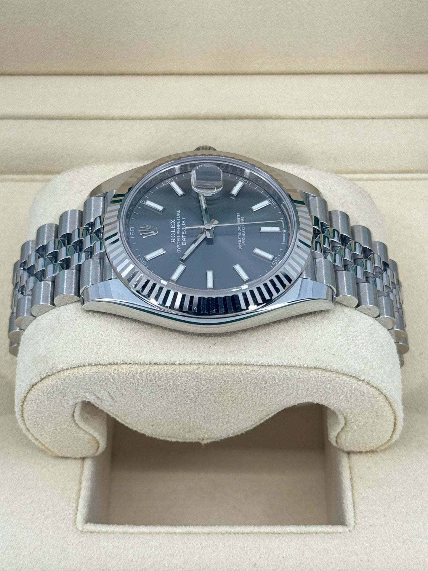 Pre-owned Rolex Datejust 41mm, Stainless Steel, Rhodium, Jubilee, Ref# 126334-0014, dated 2024