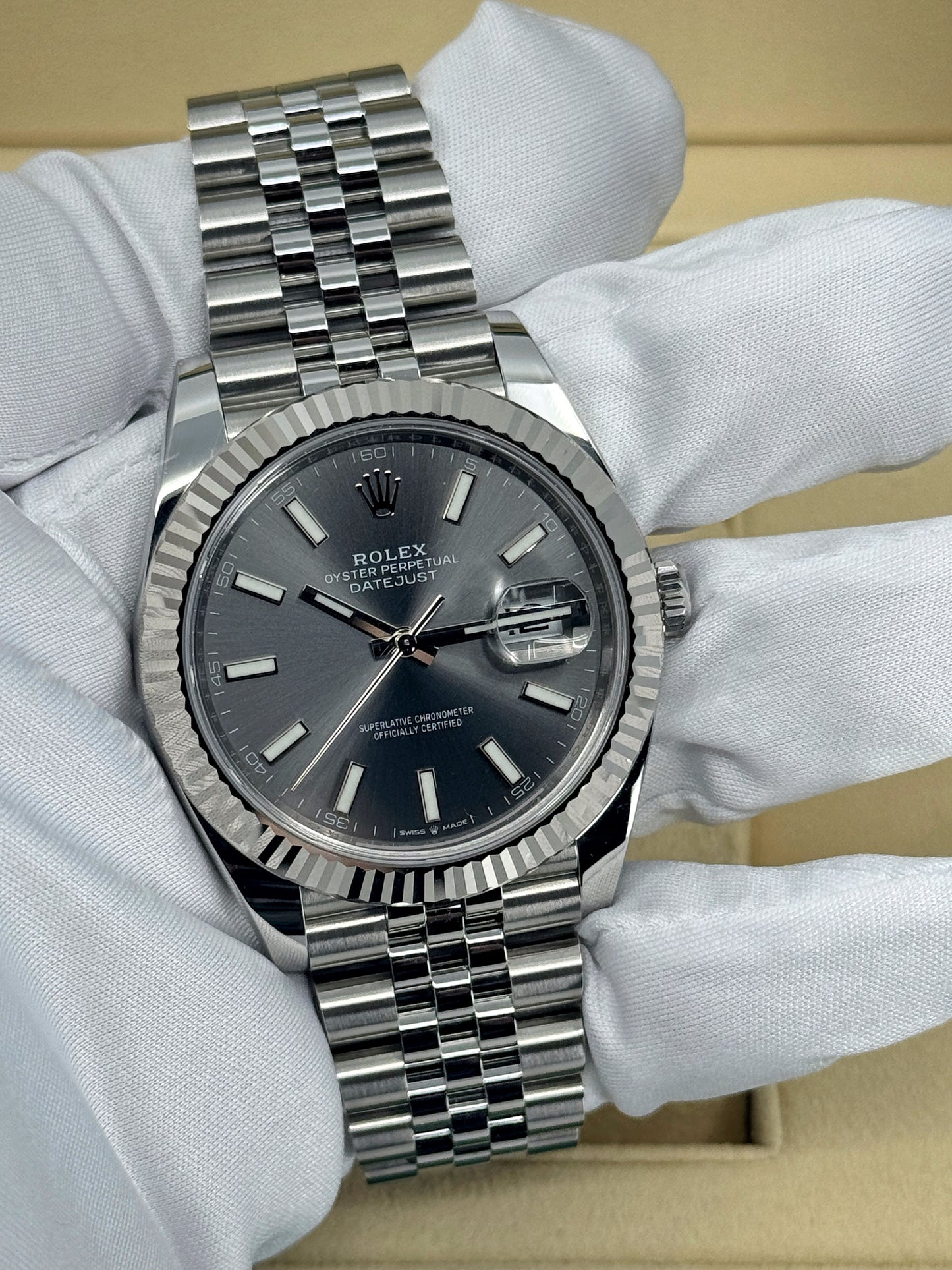 Pre-owned Rolex Datejust 41mm, Stainless Steel, Rhodium, Jubilee, Ref# 126334-0014, dated 2024