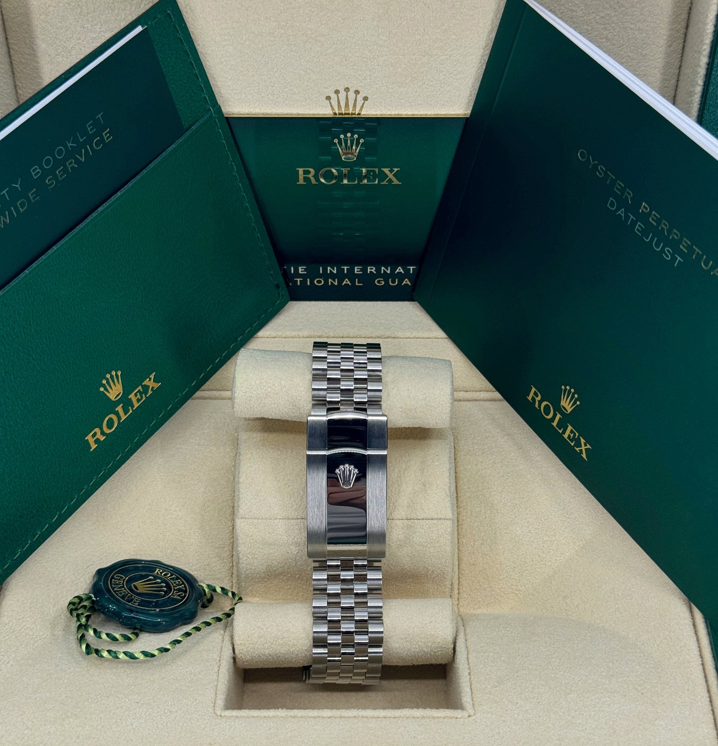 Rolex Datejust 41mm, Stainless Steel, Green, Jubilee, Ref# 126334-0028, dated 2025