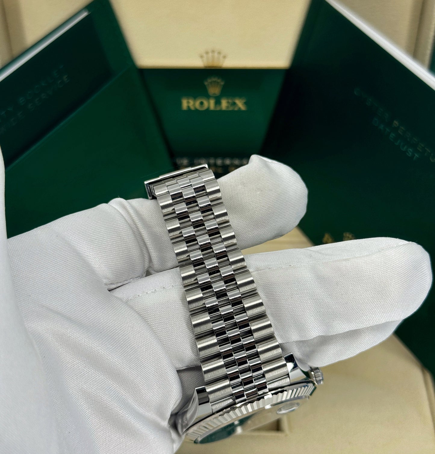 Rolex Datejust 41mm, Stainless Steel, Green, Jubilee, Ref# 126334-0028, dated 2025