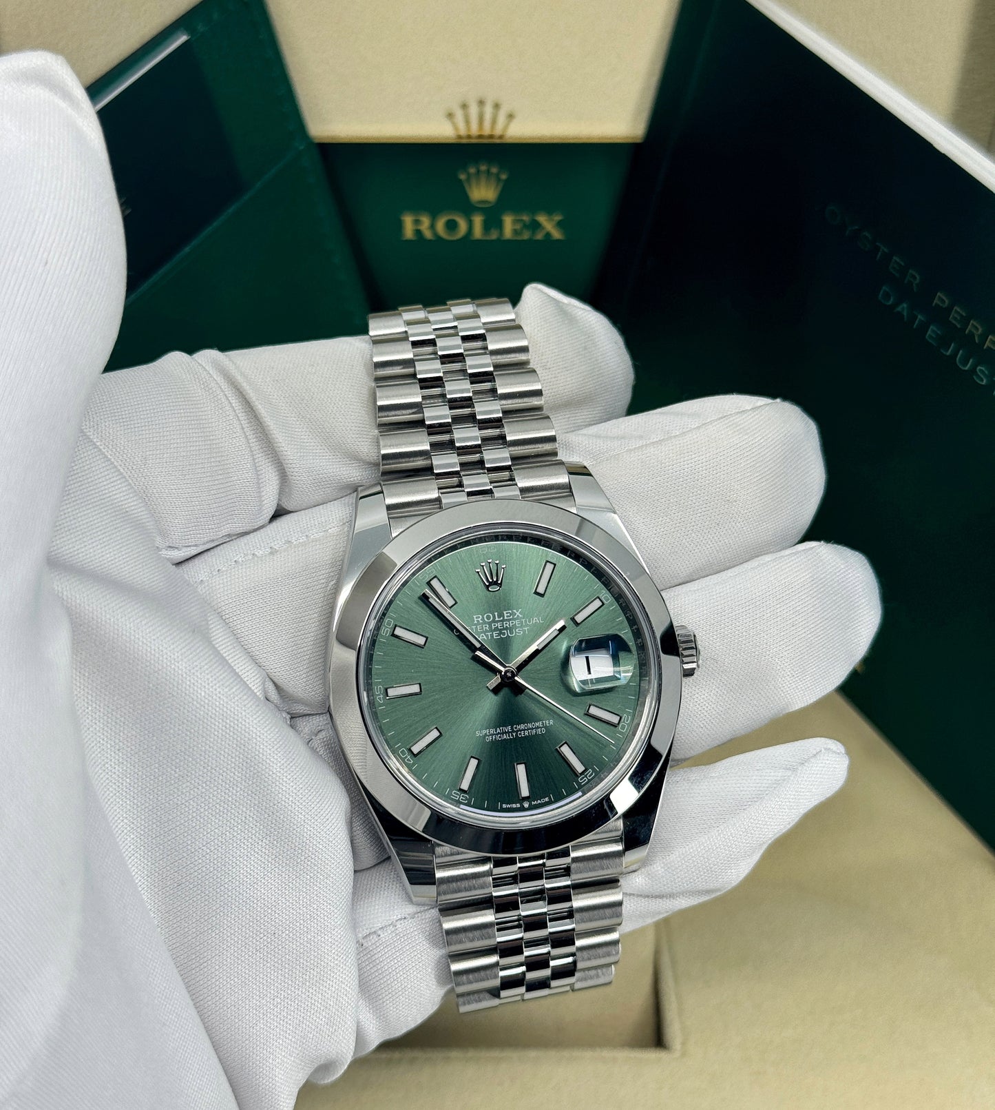 Rolex Datejust 41mm, Stainless Steel, Green, Jubilee, Ref# 126300-0020, dated 2025