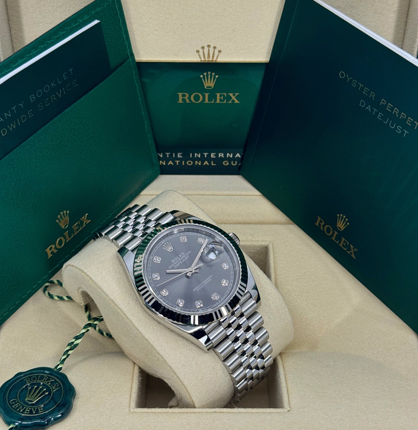 Rolex Datejust 41mm, Stainless Steel, Rhodium Diamond, Jubilee, Ref# 126334-0006, dated 2025