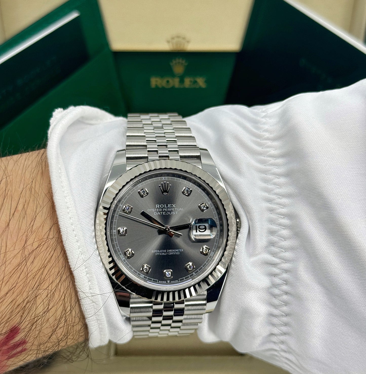 Rolex Datejust 41mm, Stainless Steel, Rhodium Diamond, Jubilee, Ref# 126334-0006, dated 2025