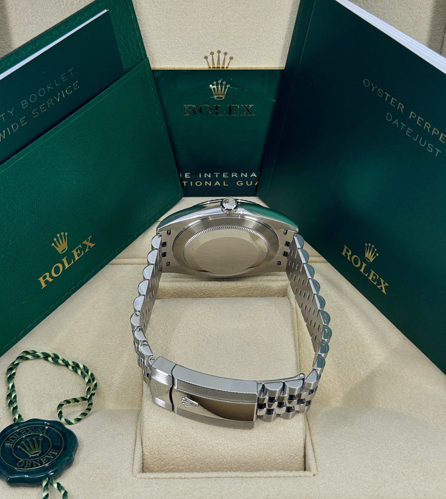 Rolex Datejust 41mm, Stainless Steel, Black, Jubilee, Ref# 126334-0018, dated 2025