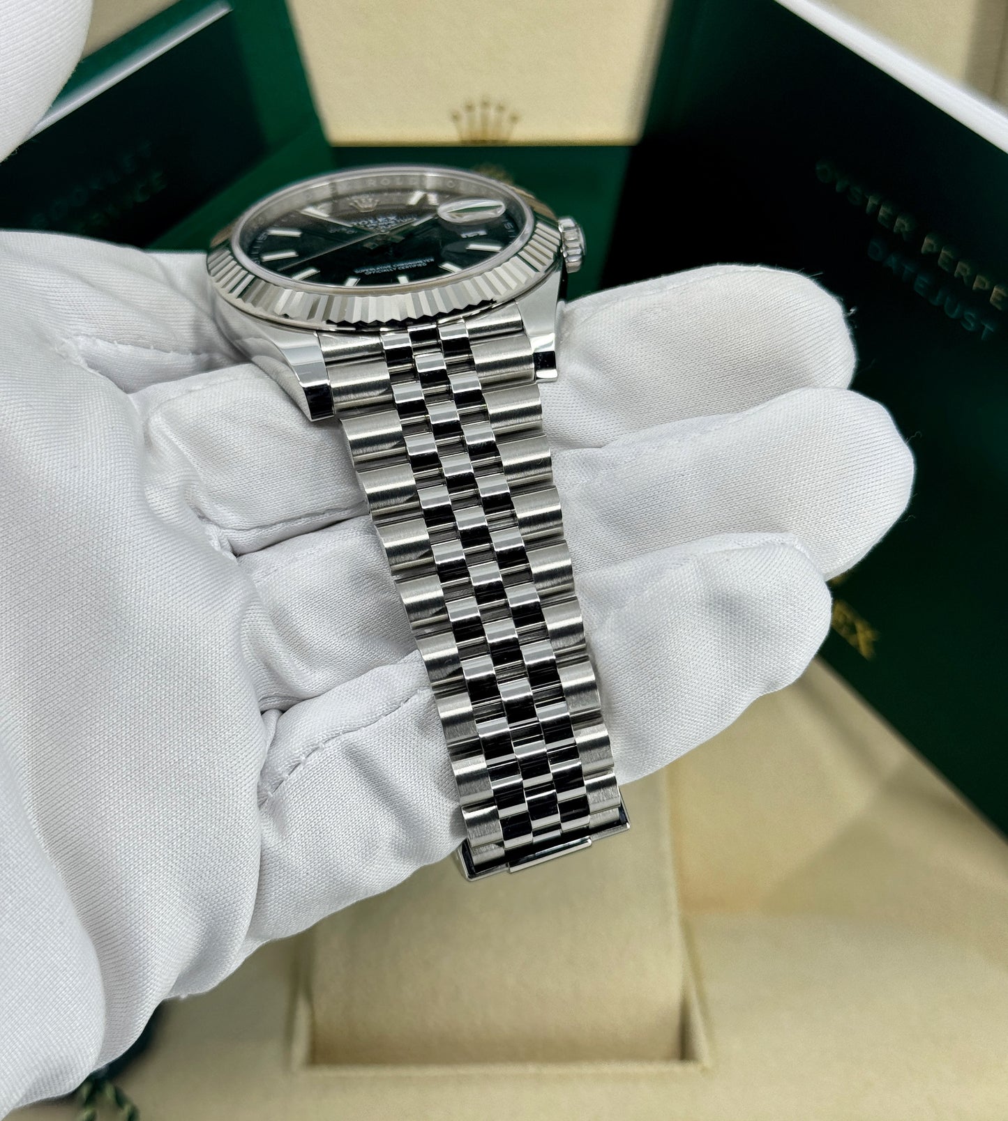Rolex Datejust 41mm, Stainless Steel, Black, Jubilee, Ref# 126334-0018, dated 2025