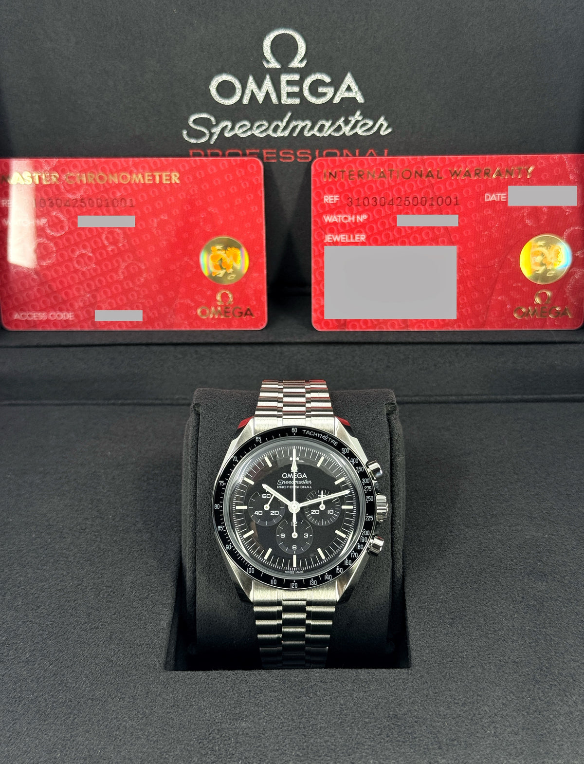 Omega Speedmaster Professional Moonwatch, 42mm, Stainless Steel, Hesalite, Black, Ref# 310.30.42.50.01.001, dated 2026
