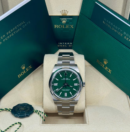 Pre-owned Rolex Oyster Perpetual 41mm, Stainless Steel, Green, Ref# 124300-0005, dated 2023