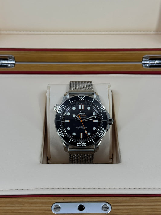 Omega Seamaster Diver 300M, 42mm, Stainless Steel, Black, Ref# 210.30.42.20.01.018, dated 2026