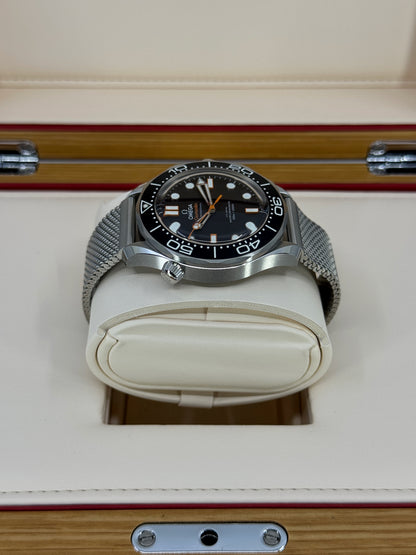 Omega Seamaster Diver 300M, 42mm, Stainless Steel, Black, Ref# 210.30.42.20.01.018, dated 2026