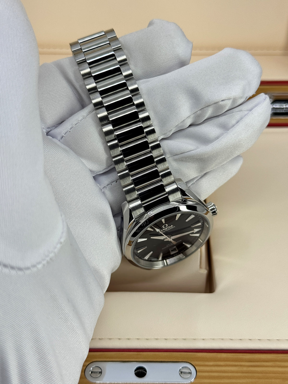 Omega Seamaster Aqua Terra 150M 38mm, Steel, Black, Ref# 220.10.38.20.01.004, dated 2026