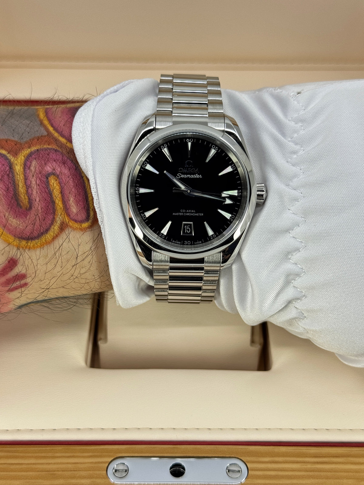 Omega Seamaster Aqua Terra 150M 38mm, Steel, Black, Ref# 220.10.38.20.01.004, dated 2026