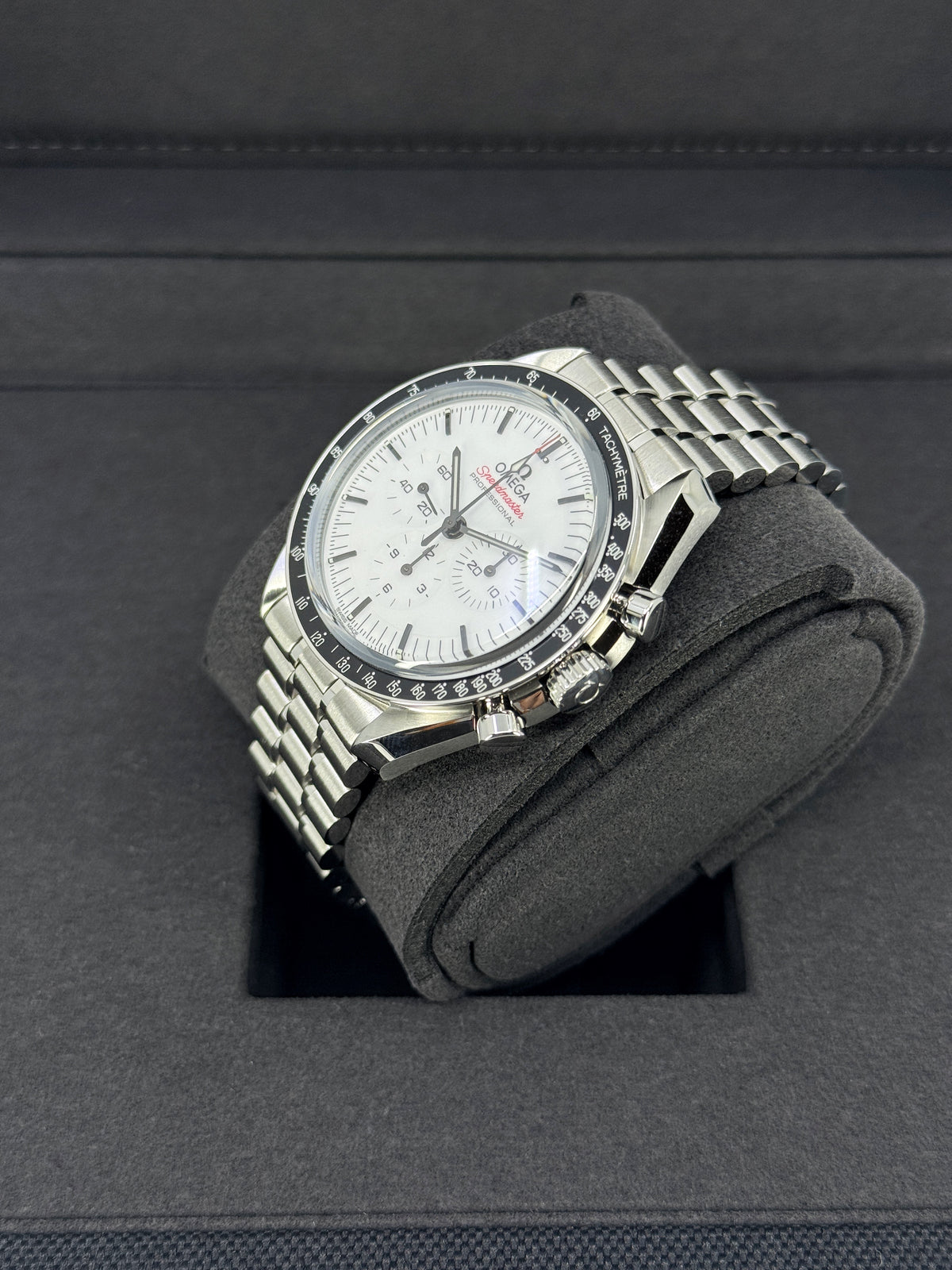 Omega Speedmaster Professional Moonwatch 42mm, Stainless Steel, White, Ref# 310.30.42.50.04.001, dated 2026