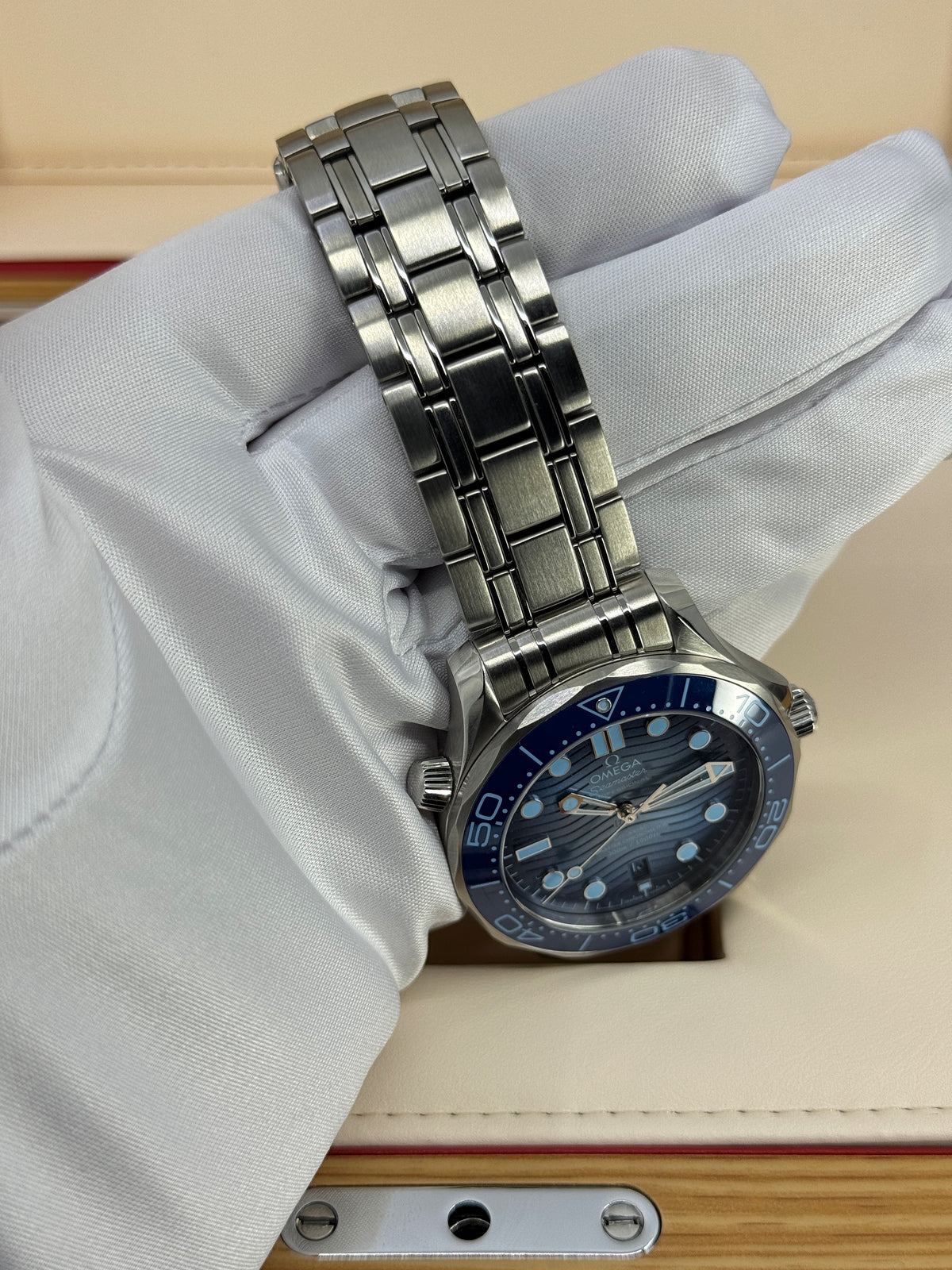 Omega Seamaster Diver 300M, 42mm, Stainless Steel, Summer Blue, Ref# 210.30.42.20.03.003, dated 2026