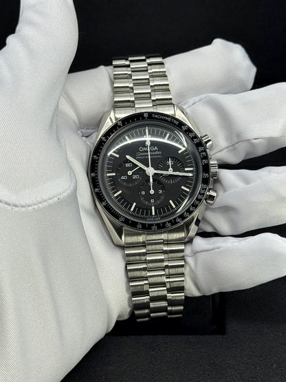 Omega Speedmaster Professional Moonwatch, 42mm, Stainless Steel, Hesalite, Black, Ref# 310.30.42.50.01.001, dated 2026