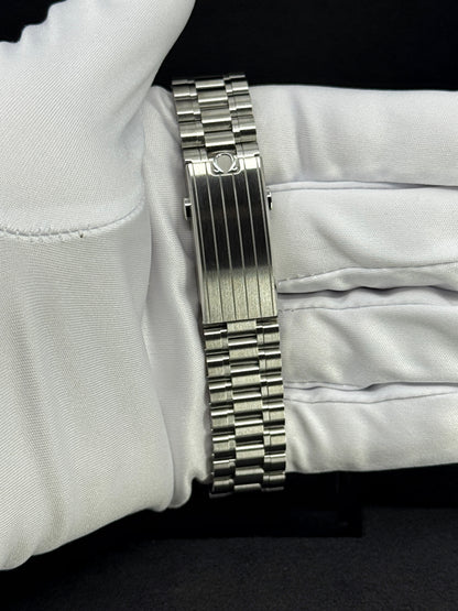 Omega Speedmaster Professional Moonwatch, 42mm, Stainless Steel, Hesalite, Black, Ref# 310.30.42.50.01.001, dated 2026