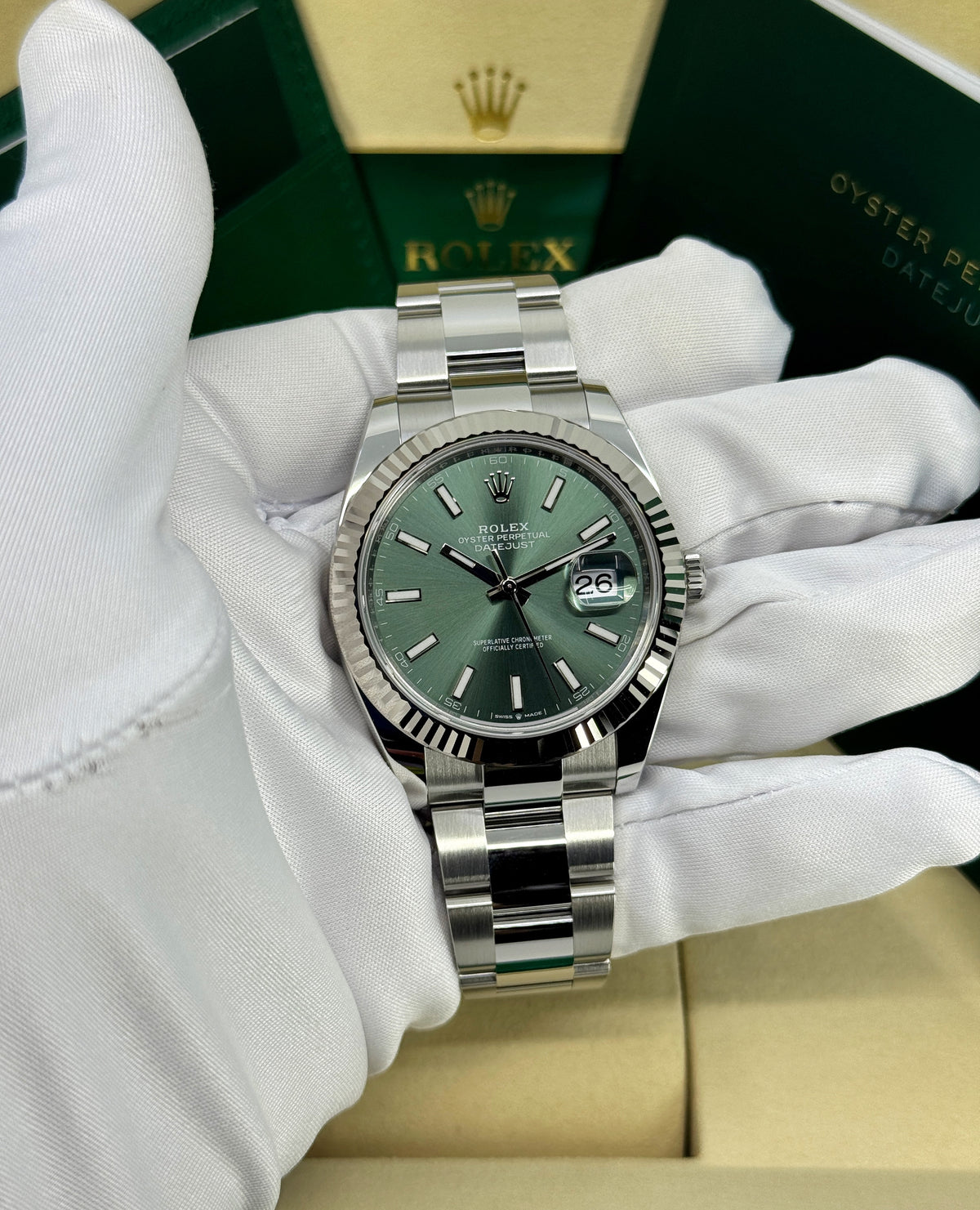 Rolex Datejust 41mm, Stainless Steel, Green, Oyster, Ref# 126334-0027, dated 2026