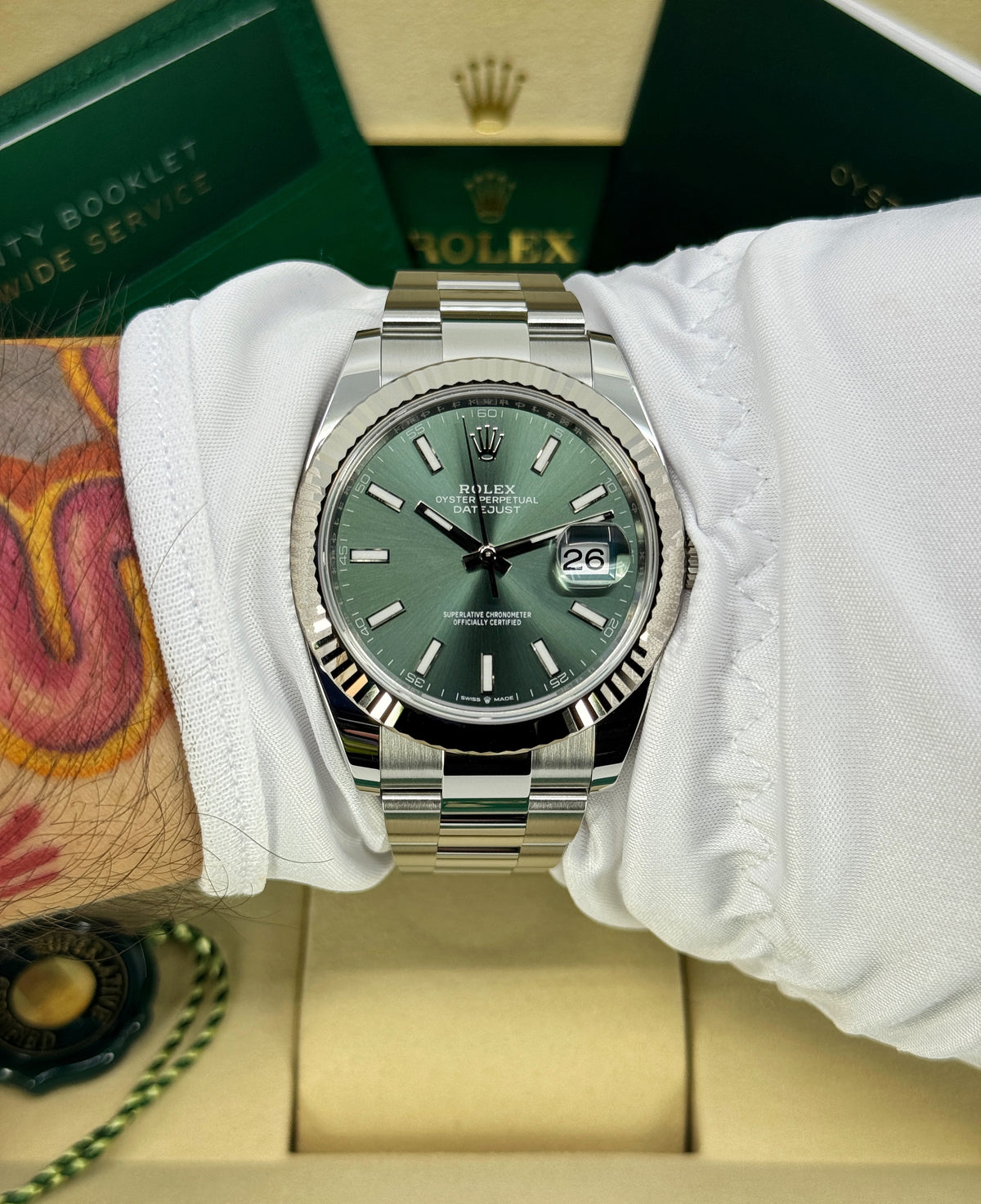 Rolex Datejust 41mm, Stainless Steel, Green, Oyster, Ref# 126334-0027, dated 2026