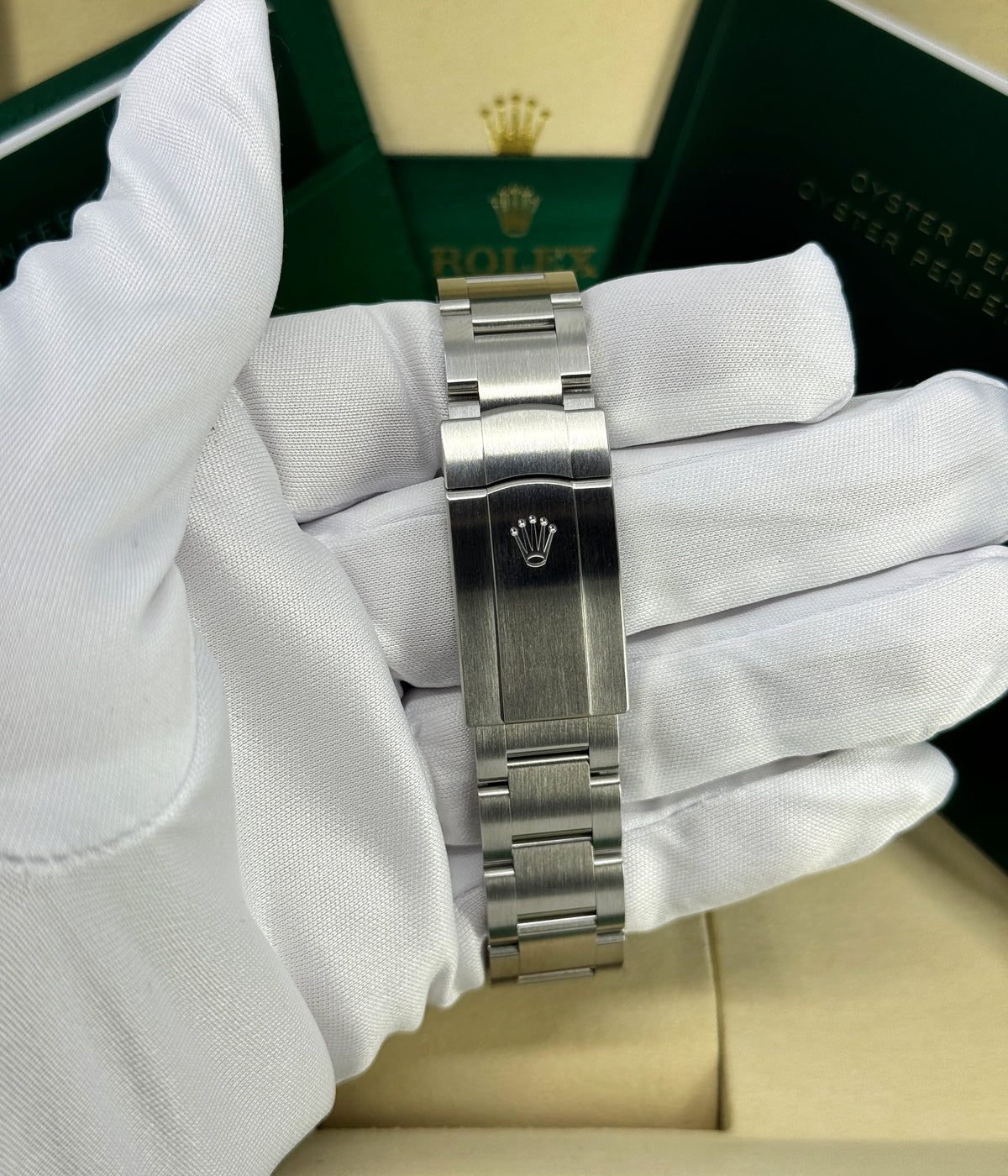 Rolex Oyster Perpetual 36mm, Stainless Steel, Turquoise, Ref# 126000-0006, dated 2026