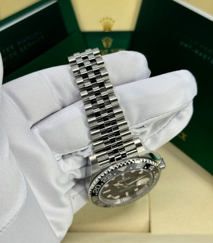 Rolex GMT-Master II 40mm, Stainless Steel, Bruce Wayne, Jubilee, Ref# 126710GRNR-0003, dated 2026