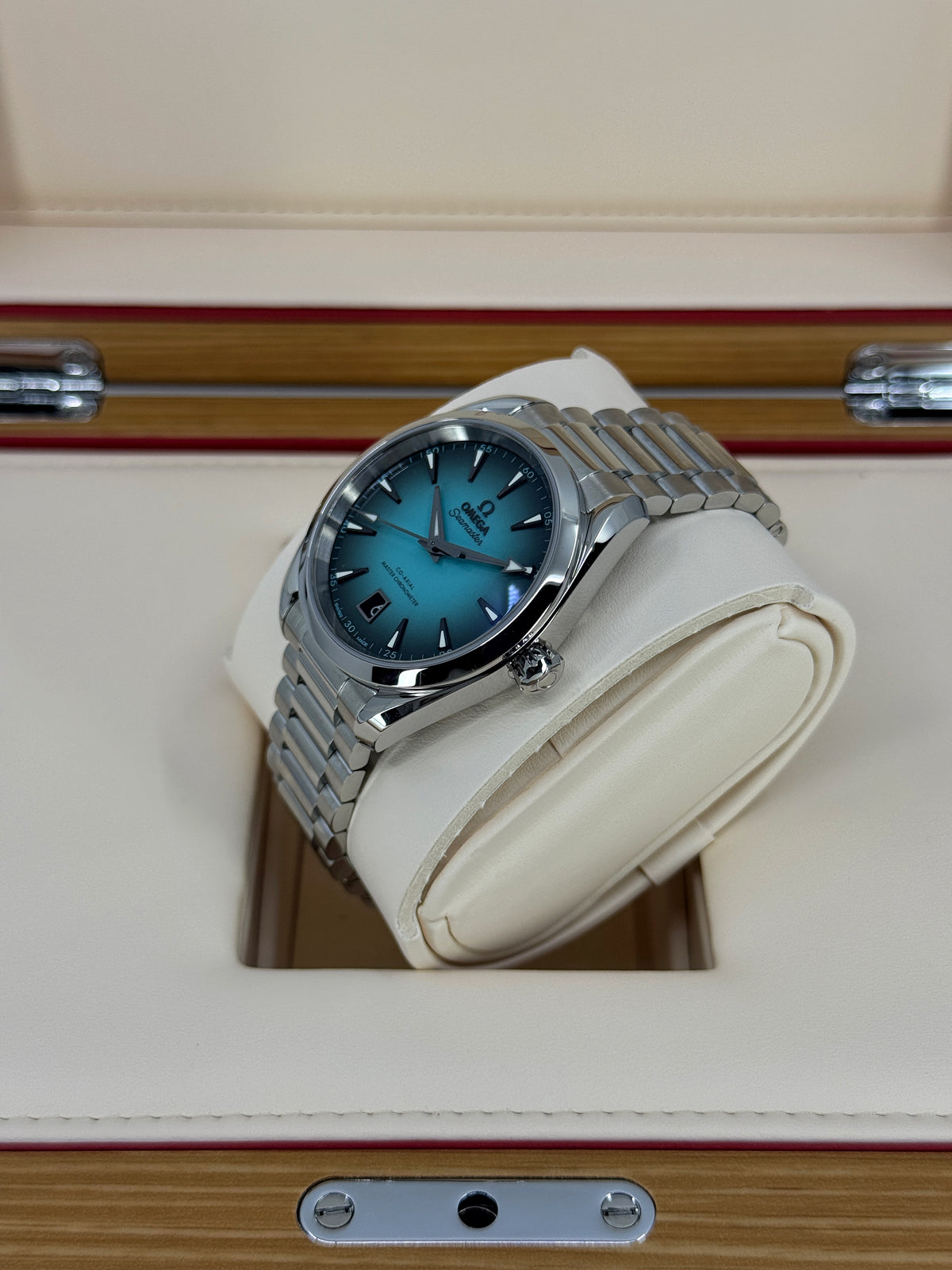 Omega Seamaster Aqua Terra 150M 38mm, Steel, Turquoise, Ref# 220.10.38.20.03.005, dated 2026