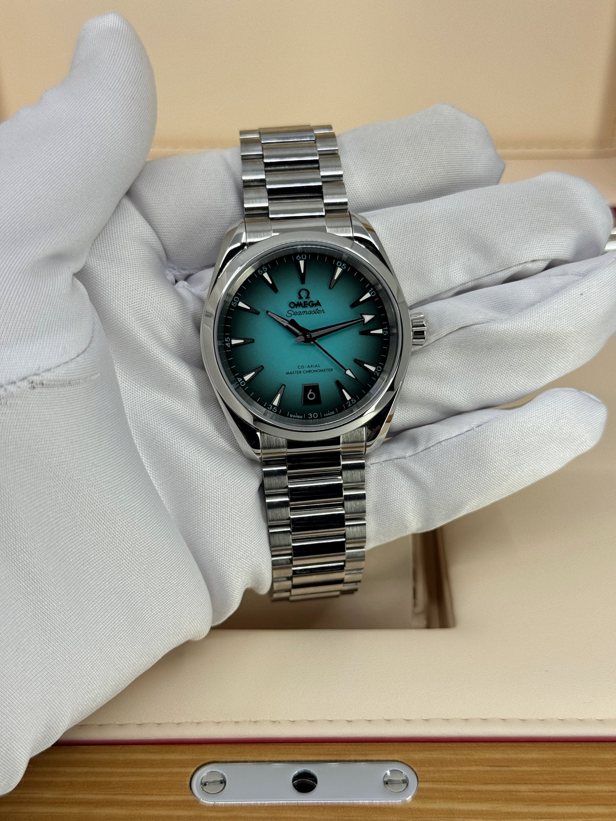 Omega Seamaster Aqua Terra 150M 38mm, Steel, Turquoise, Ref# 220.10.38.20.03.005, dated 2026