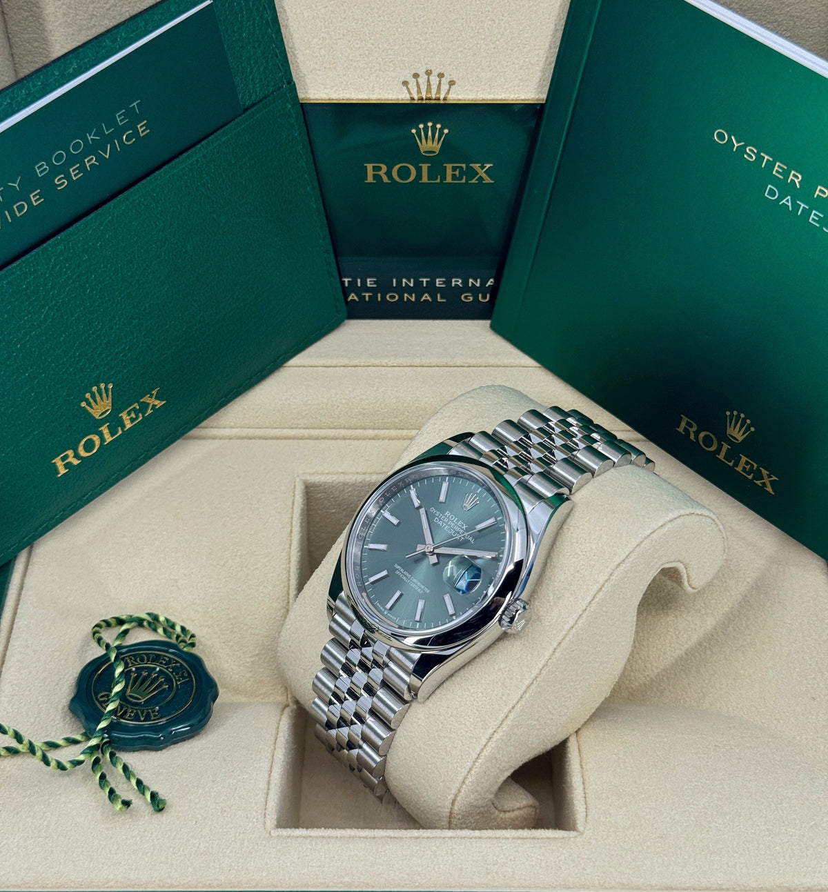 Rolex Datejust 36mm, Stainless Steel, Green, Jubilee, Ref# 126200-0023, dated 2026