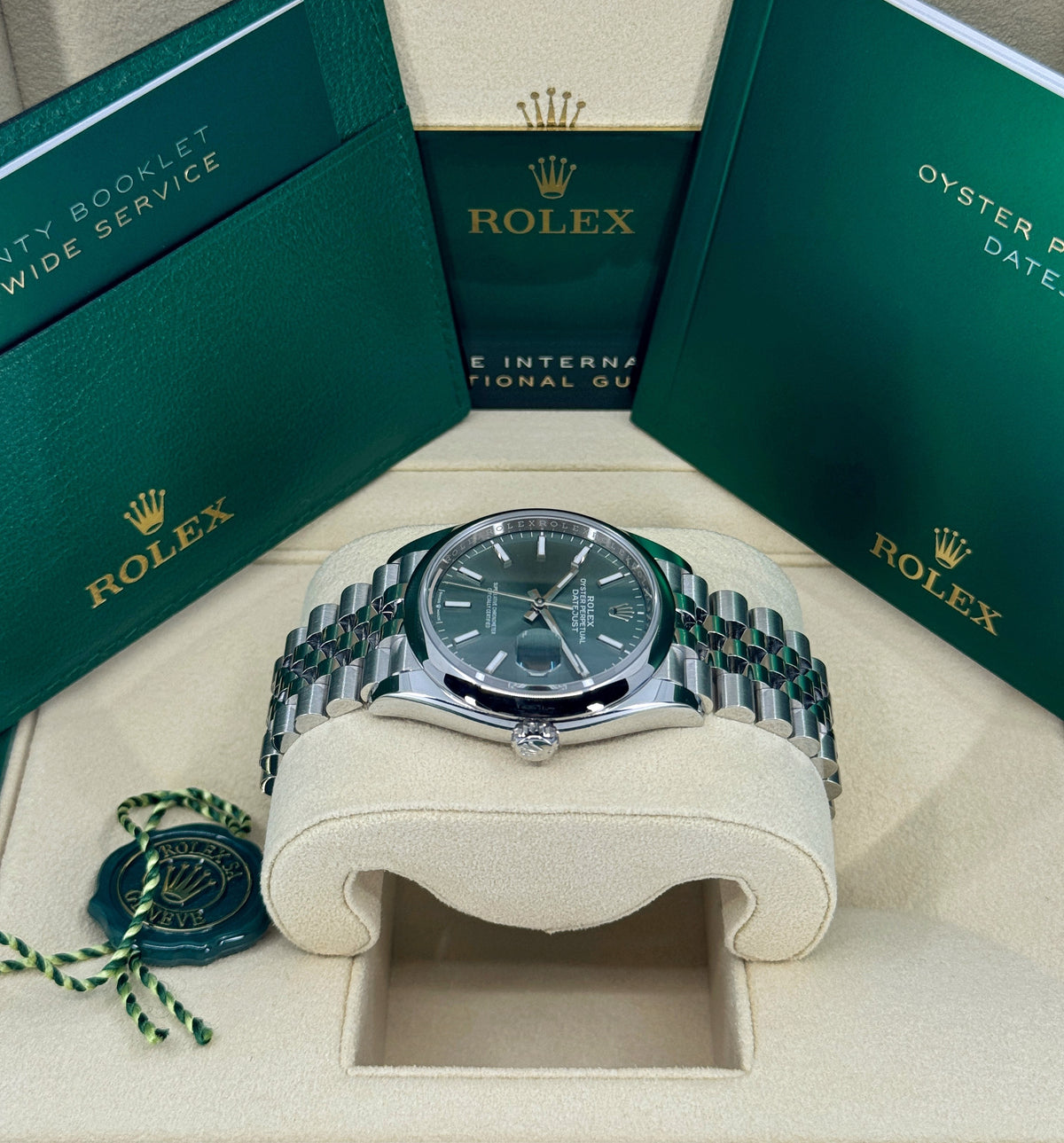 Rolex Datejust 36mm, Stainless Steel, Green, Jubilee, Ref# 126200-0023, dated 2026