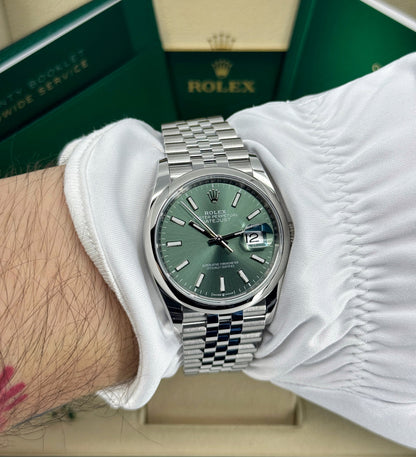 Rolex Datejust 36mm, Stainless Steel, Green, Jubilee, Ref# 126200-0023, dated 2026