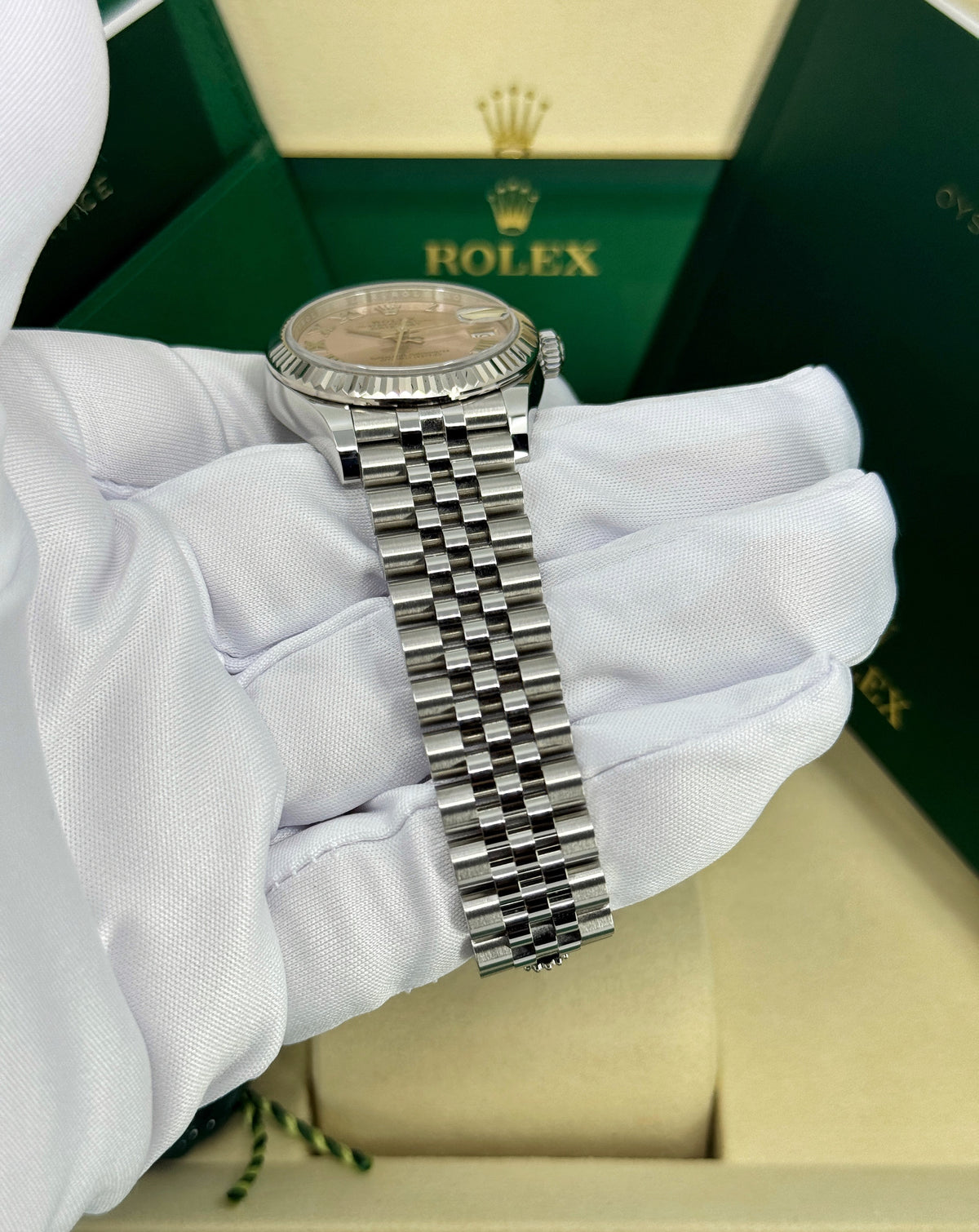 Rolex Datejust 31mm, Stainless Steel, Pink Roman, Jubilee, Ref# 278274-0020, dated 2026