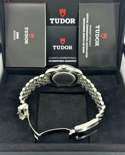 Tudor Black Bay 58 39mm, Burgundy, Ref# 7939A1A0RU-0001, dated 2025