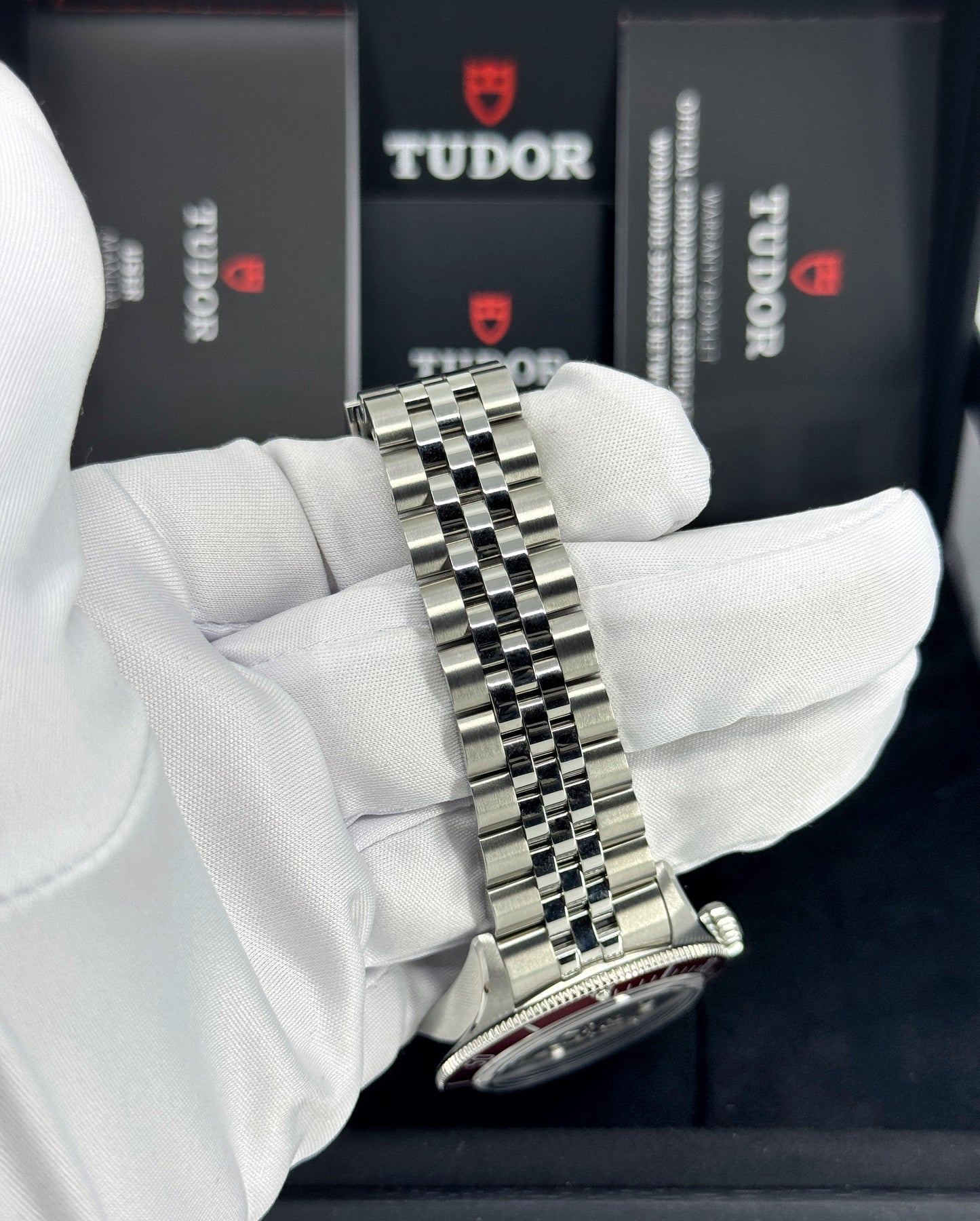 Tudor Black Bay 58 39mm, Burgundy, Ref# 7939A1A0RU-0001, dated 2025
