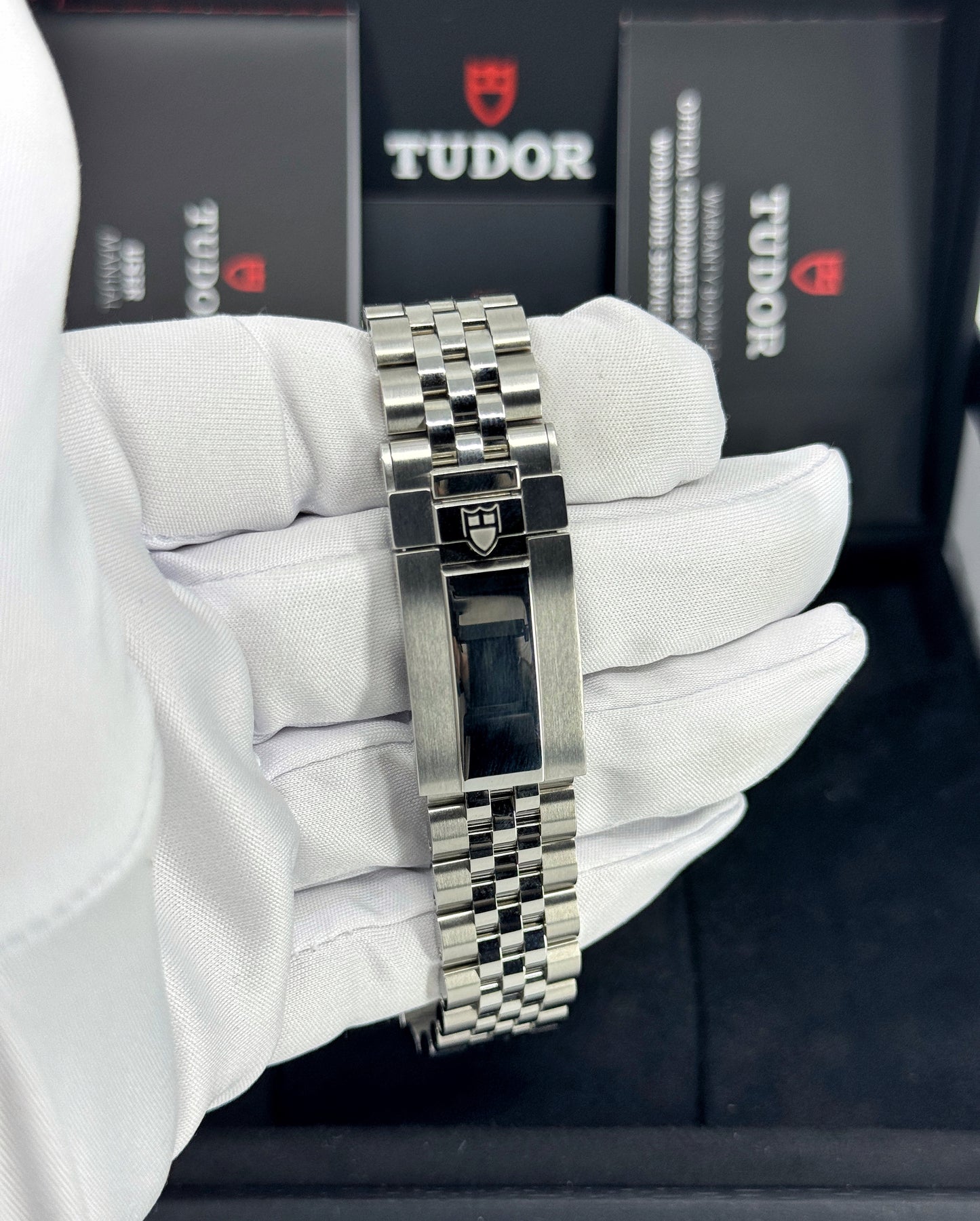 Tudor Black Bay 58 39mm, Burgundy, Ref# 7939A1A0RU-0001, dated 2025