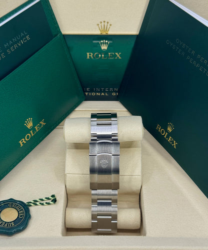 Rolex Oyster Perpetual 41mm, Stainless Steel, Green, Ref# 134300-0004, dated 2026