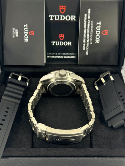 Tudor Pelagos Ultra 43mm, Black, Ref# 2543C1A7NU-0001, dated 2025