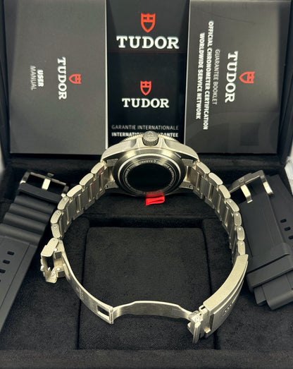 Tudor Pelagos Ultra 43mm, Black, Ref# 2543C1A7NU-0001, dated 2026