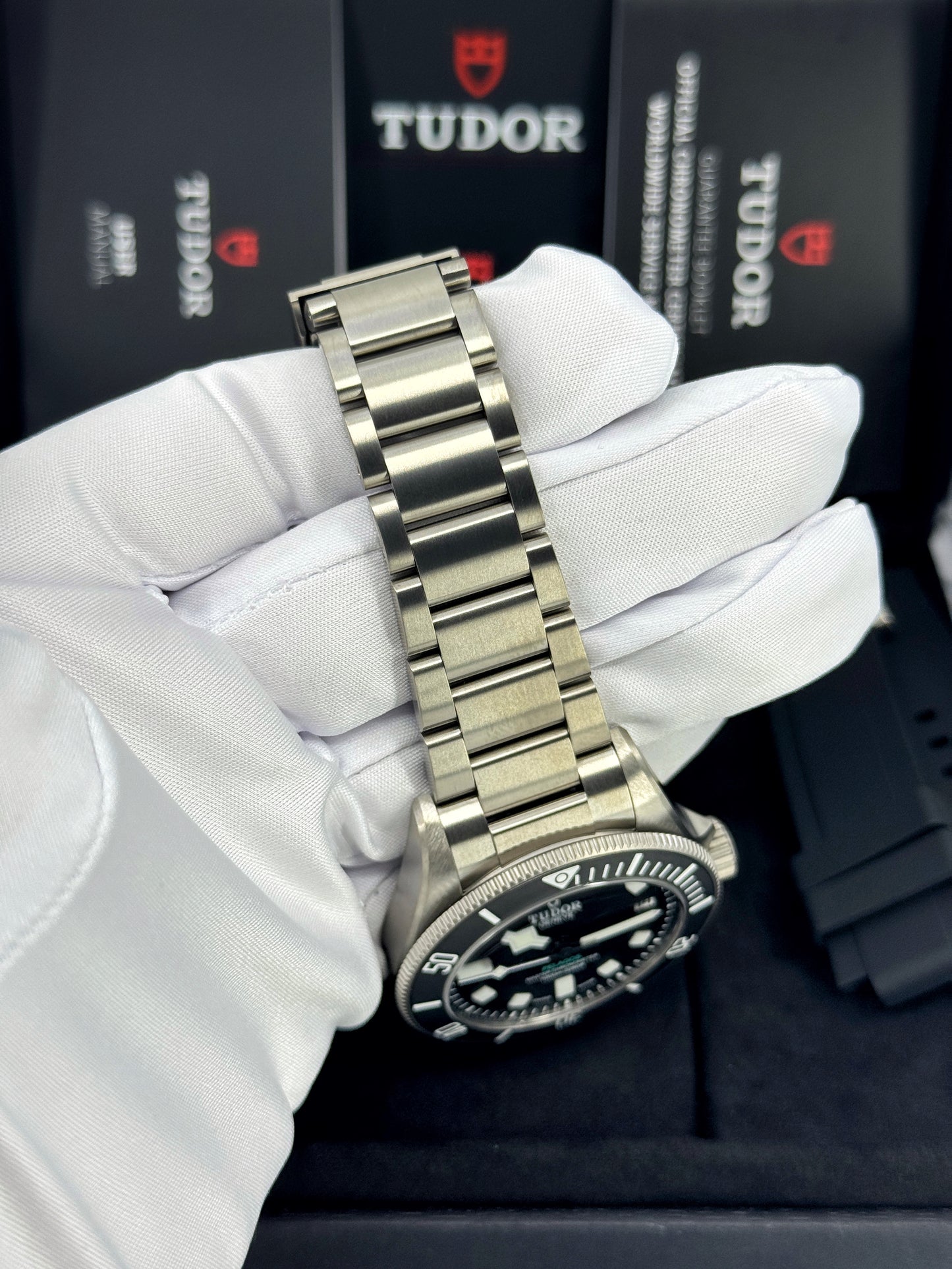 Tudor Pelagos Ultra 43mm, Black, Ref# 2543C1A7NU-0001, dated 2025