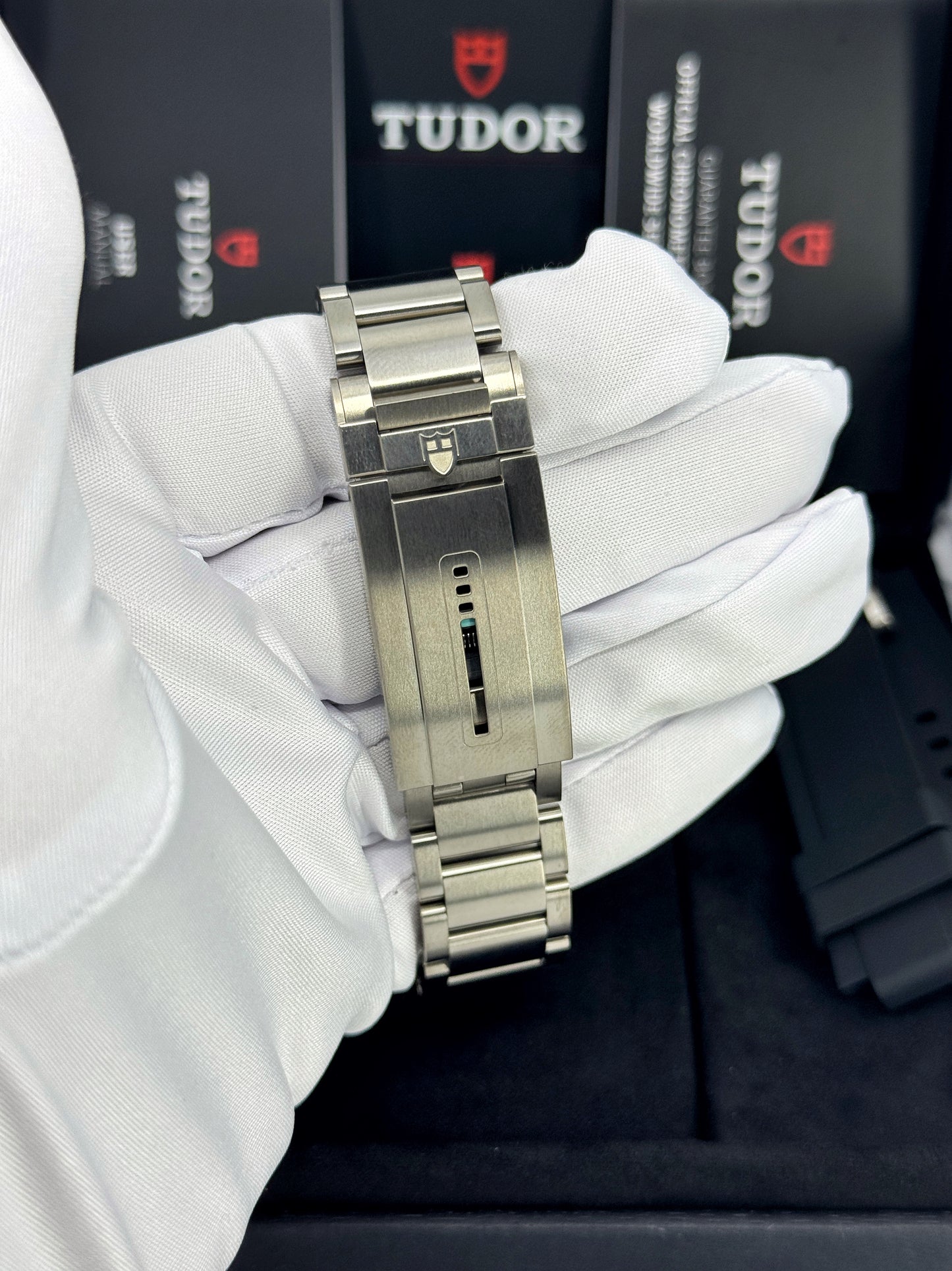 Tudor Pelagos Ultra 43mm, Black, Ref# 2543C1A7NU-0001, dated 2025