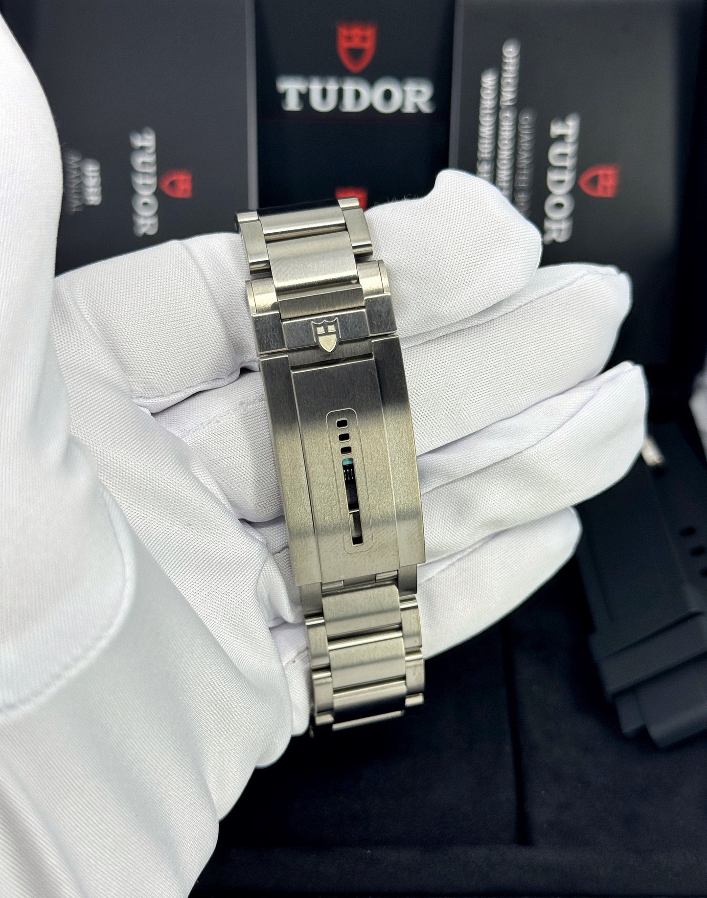 Tudor Pelagos Ultra 43mm, Black, Ref# 2543C1A7NU-0001, dated 2026