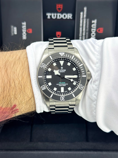 Tudor Pelagos Ultra 43mm, Black, Ref# 2543C1A7NU-0001, dated 2025