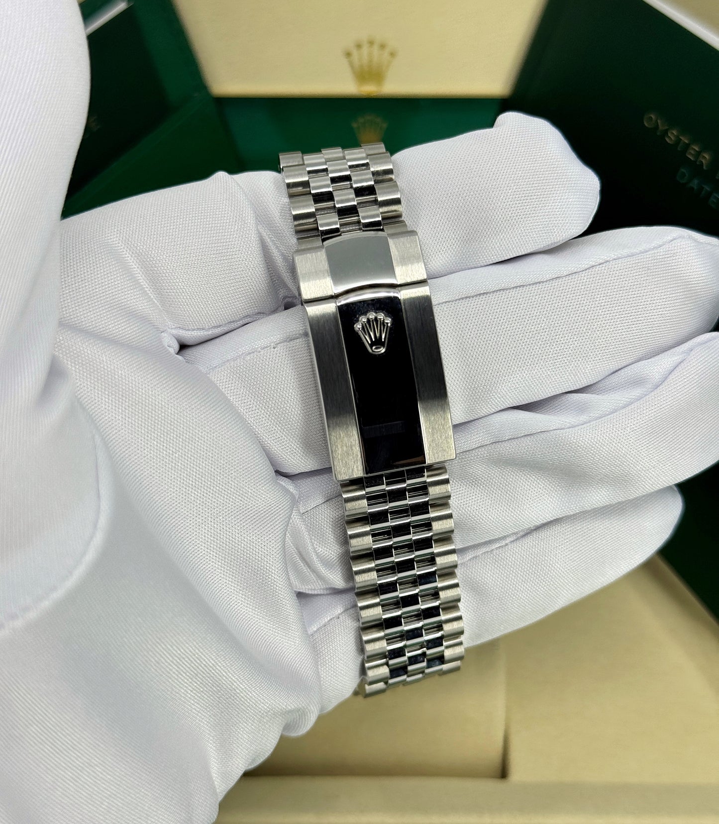 Rolex Datejust 41mm, Stainless Steel, White Roman, Jubilee, Ref# 126300-0016, dated 2025